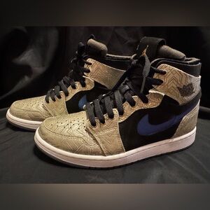 Air Jordan 1 Zoom CMFT Laser Gold and Black Sneakers Size 7 Women 8.5 Unisex